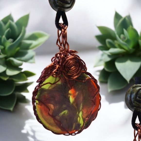 Wire wrapped Copper handmade OOAK stone multi metallic color necklace - Picture 4 of 7